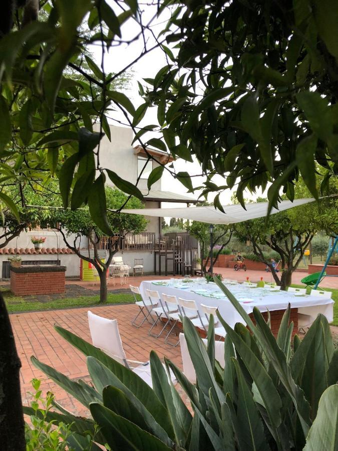 Villa Carolea Ачиреале Екстериор снимка