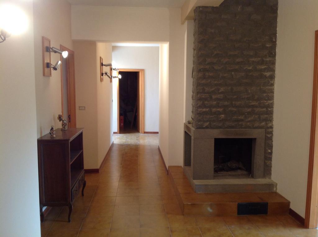 Villa Carolea Ачиреале Екстериор снимка